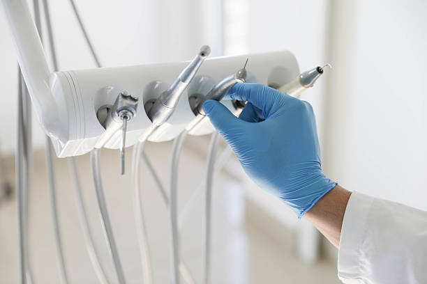 Professional Emergency Dentist technician working in Franklin County County, AR